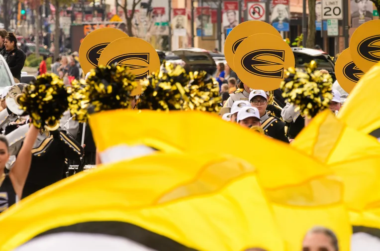 Students at Homecoming parade